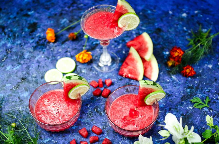 Frozen drinkar som kyler festen i sommar