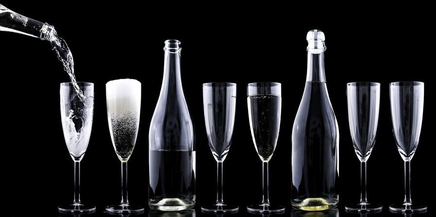 Champagne & Bubbel – Lär dig mixa de bästa festdrinkarna med bubblor!